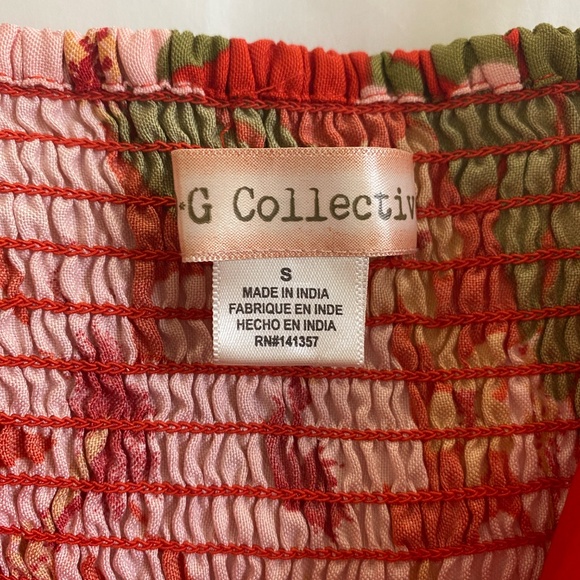 Red Floral Cutout Top - Picture 4 of 4